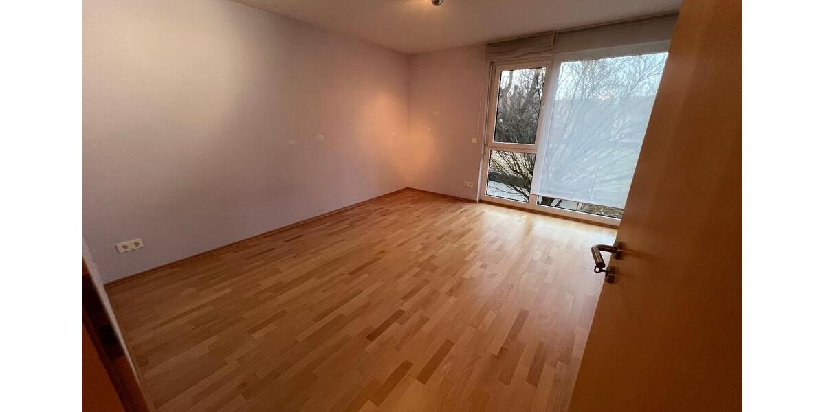 Etagenwohnung Schwabach - 4 Zimmer, 118 m&sup2;, 1.400&euro; | Angebot:25435823
