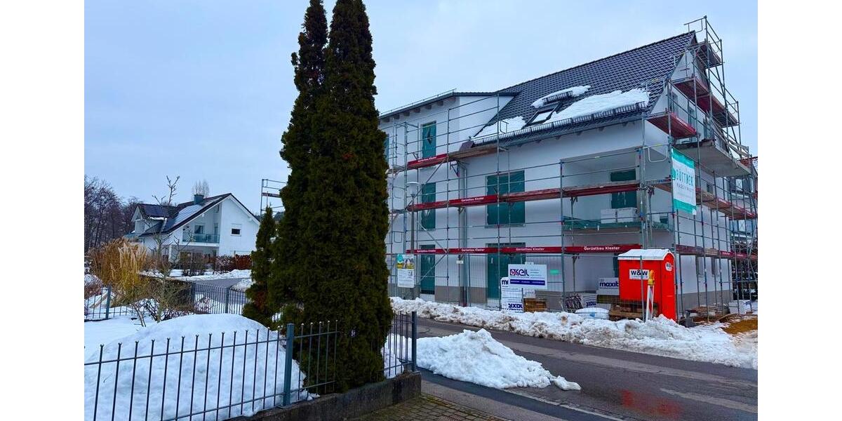 Dachgeschoßwohnung Leinburg - 2.5 Zimmer, 85 m&sup2;, 1.345&euro; | Angebot:24744591