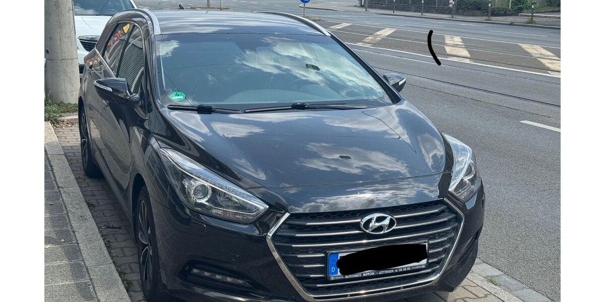 Hyundai i40 238.000 km 4.899 &euro; Nürnberg 90552