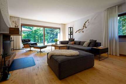 Haus Stein - 5 Zimmer, 185 m&sup2;, 2.200&euro; | Angebot:27493618