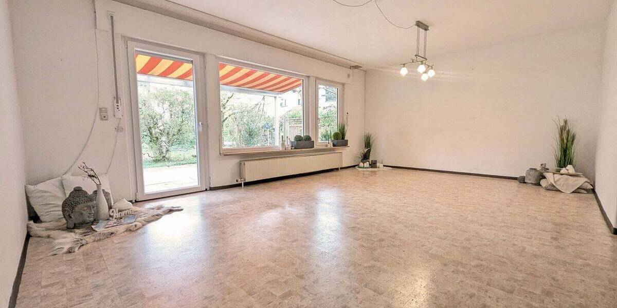 Mehrfamilienhaus, Wohnhaus Nürnberg Langwasser - 7 Zimmer, 166 m&sup2;, 549.000&euro; | Angebot:26242982