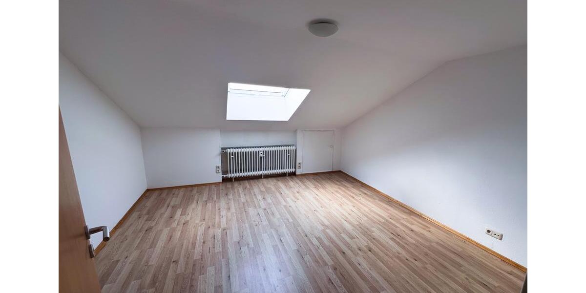 Dachgeschoßwohnung Hemhofen - 2 Zimmer, 49 m&sup2;, 570&euro; | Angebot:25875103