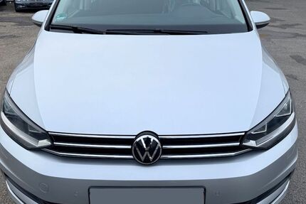 VW Touran 143.700 km 18.100 &euro; Nürnberg 90441