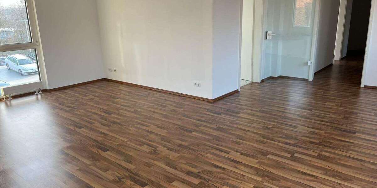Etagenwohnung Roth - 3 Zimmer, 95 m&sup2;, 950&euro; | Angebot:25550095