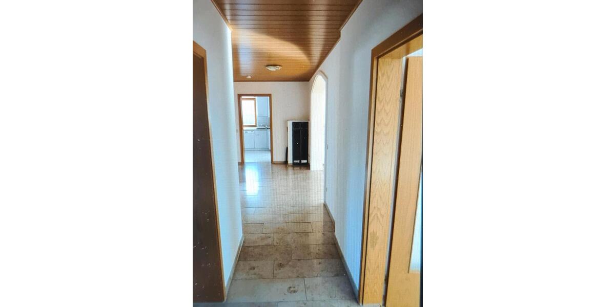 Etagenwohnung Herzogenaurach - 3 Zimmer, 105 m&sup2;, 1.100&euro; | Angebot:26630179