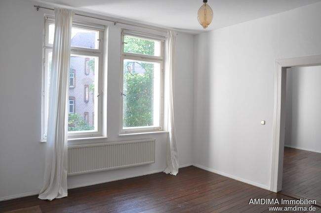 Etagenwohnung Nürnberg Gleißhammer - 6 Zimmer, 160 m&sup2;, 1.490&euro; | Angebot:25896001