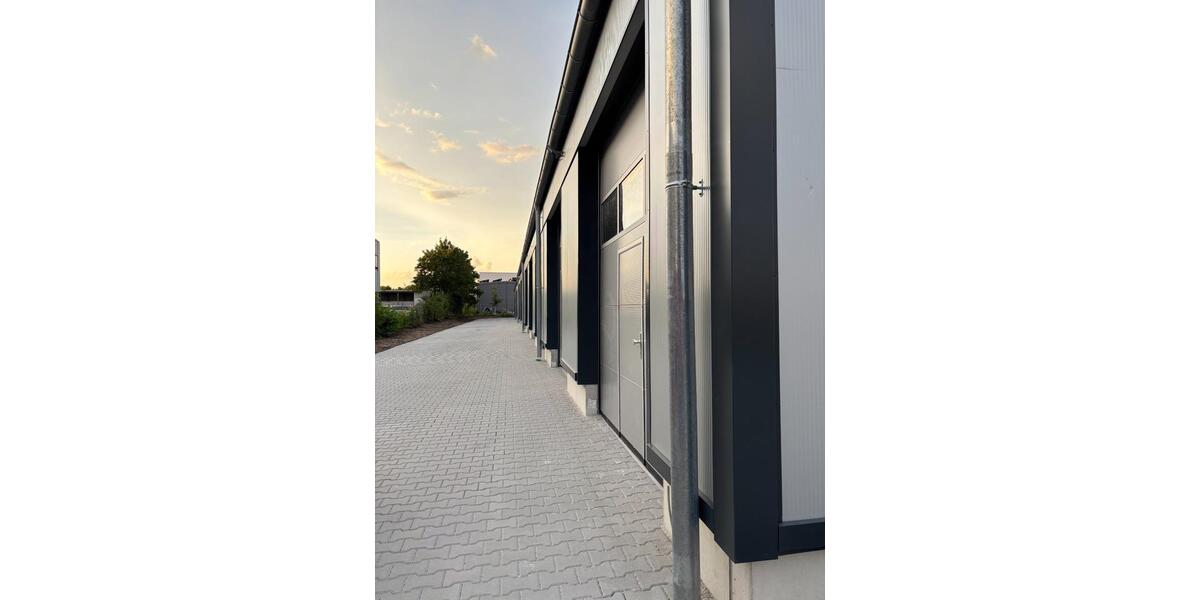 Gewerbeobjekt Nürnberg Almoshof - 800&euro; | Angebot:23392260