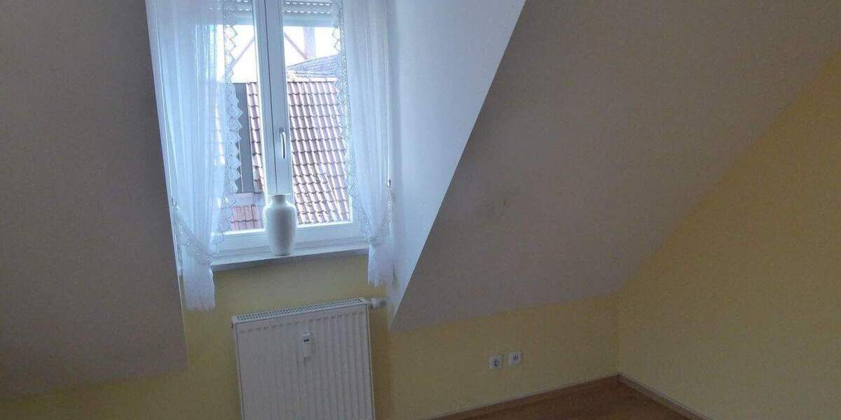 Etagenwohnung Neustadt/Aisch Neustadt - 3 Zimmer, 79 m&sup2;, 325.000&euro; | Angebot:25690498