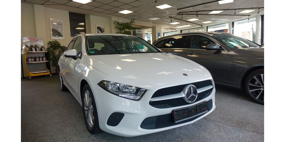 Mercedes-Benz A 200 29.800 km 25.899 &euro; Nürnberg 90451