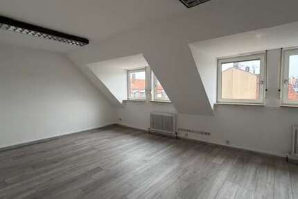 Haus Nürnberg Kleinweidenmühle - 36 Zimmer, 954 m&sup2;, 2.990.000&euro; | Angebot:26580476