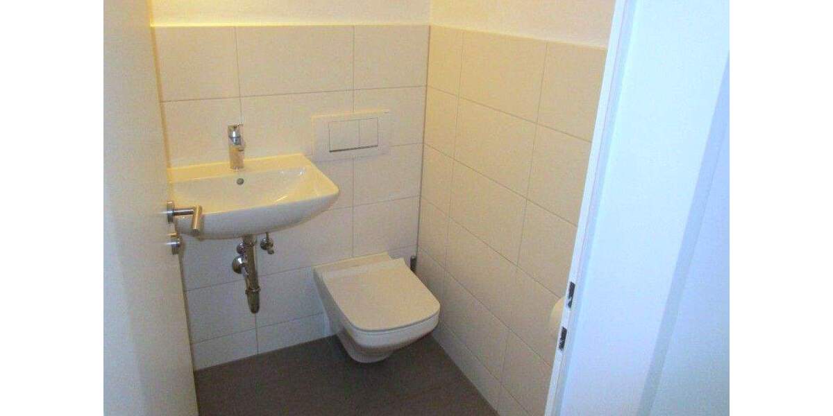 Etagenwohnung Nürnberg Großreuth b Schweinau - 3 Zimmer, 92 m&sup2;, 1.020&euro; | Angebot:25778206