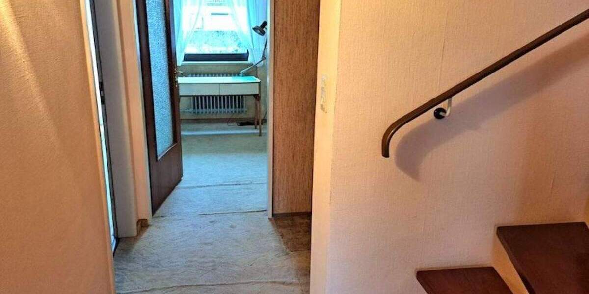 Reihenmittelhaus Nürnberg Weiherhaus - 5 Zimmer, 146 m&sup2;, 470.000&euro; | Angebot:25735708