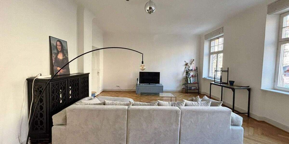 Etagenwohnung Nürnberg St Johannis - 8 Zimmer, 250 m&sup2;, 2.700&euro; | Angebot:25668721