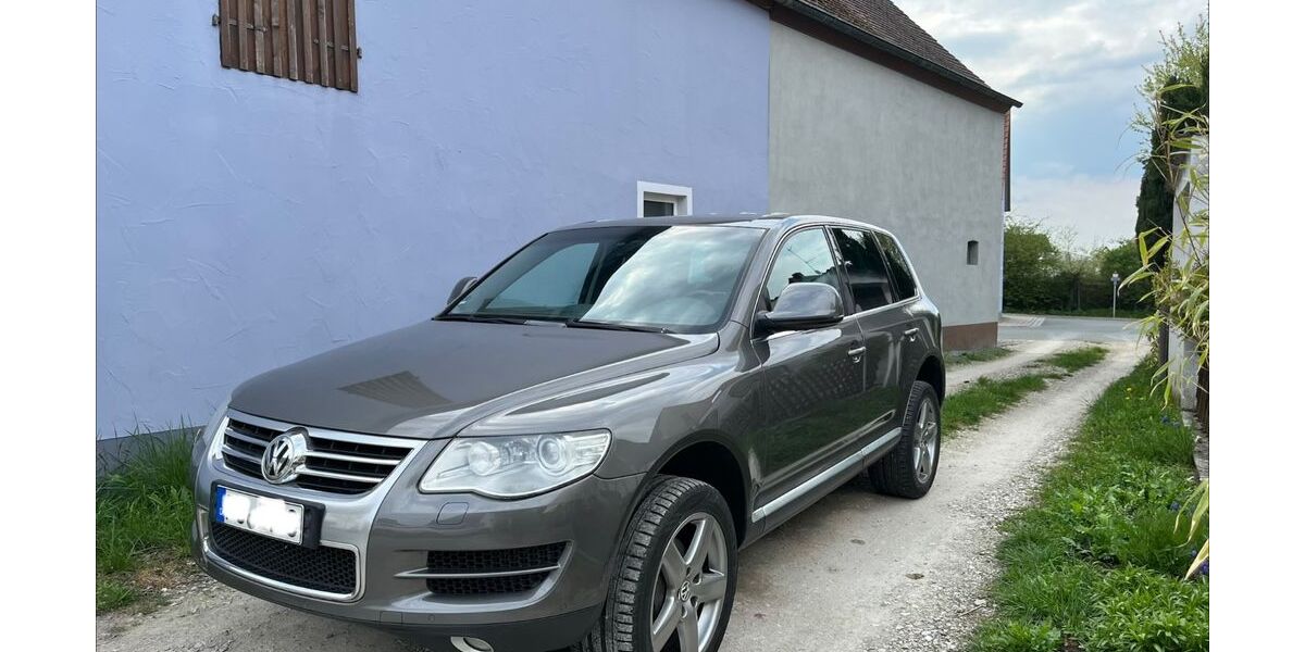 VW Touareg 256.000 km 7.200 &euro; Eckental 90542