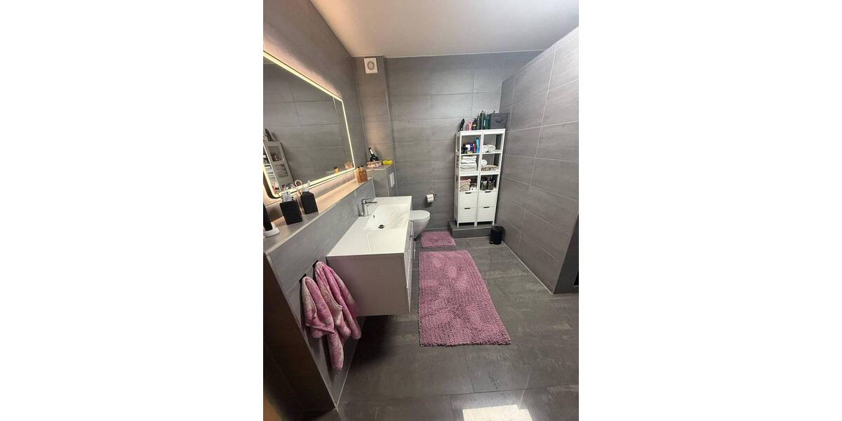 Etagenwohnung Roth - 5 Zimmer, 137 m&sup2;, 365.000&euro; | Angebot:26758910