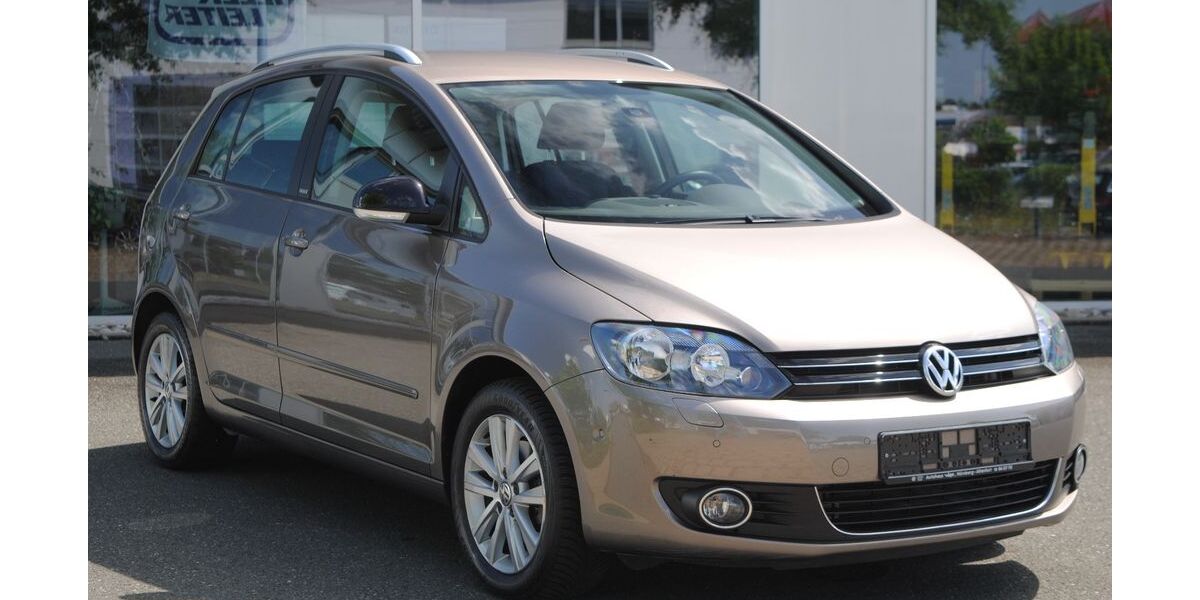 VW Golf 73.000 km 9.200 &euro; Fürth 90768