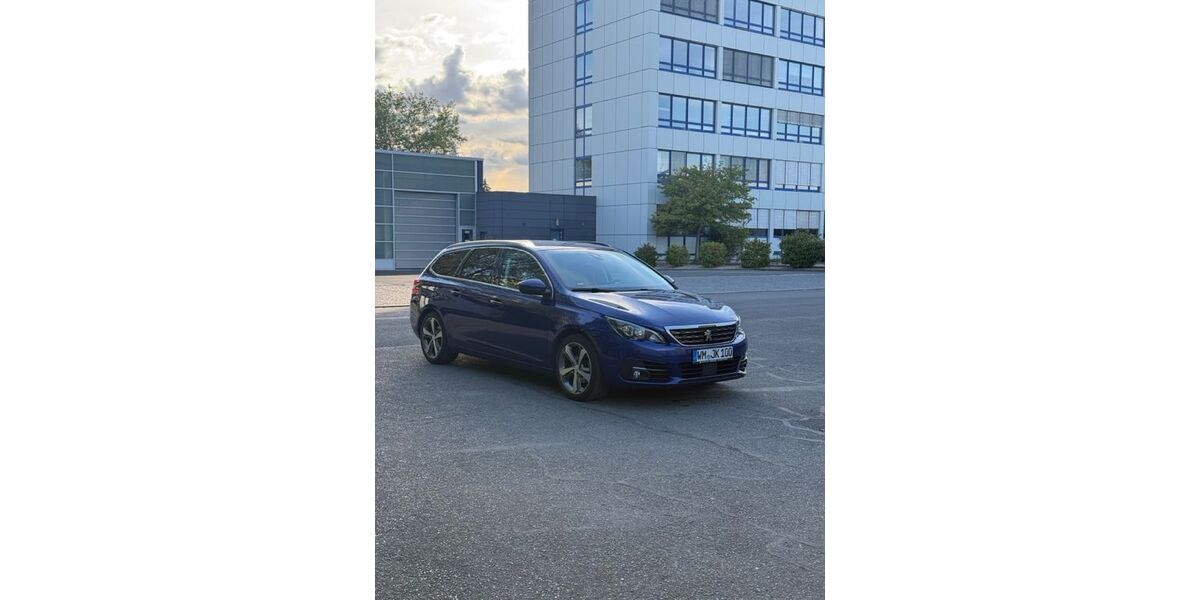 Peugeot 308 150.000 km 9.490 &euro; Nürnberg 90431
