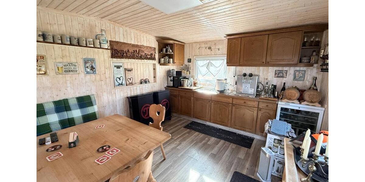 Einfamilienhaus Pyrbaum - 8 Zimmer, 238 m&sup2;, 695.000&euro; | Angebot:25993950
