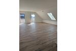Dachgeschoßwohnung Leinburg - 3 Zimmer, 95 m&sup2;, 1.483&euro; | Angebot:24744600