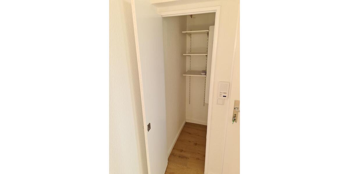 Etagenwohnung Nürnberg Gibitzenhof - 3 Zimmer, 81 m&sup2;, 900&euro; | Angebot:24764476