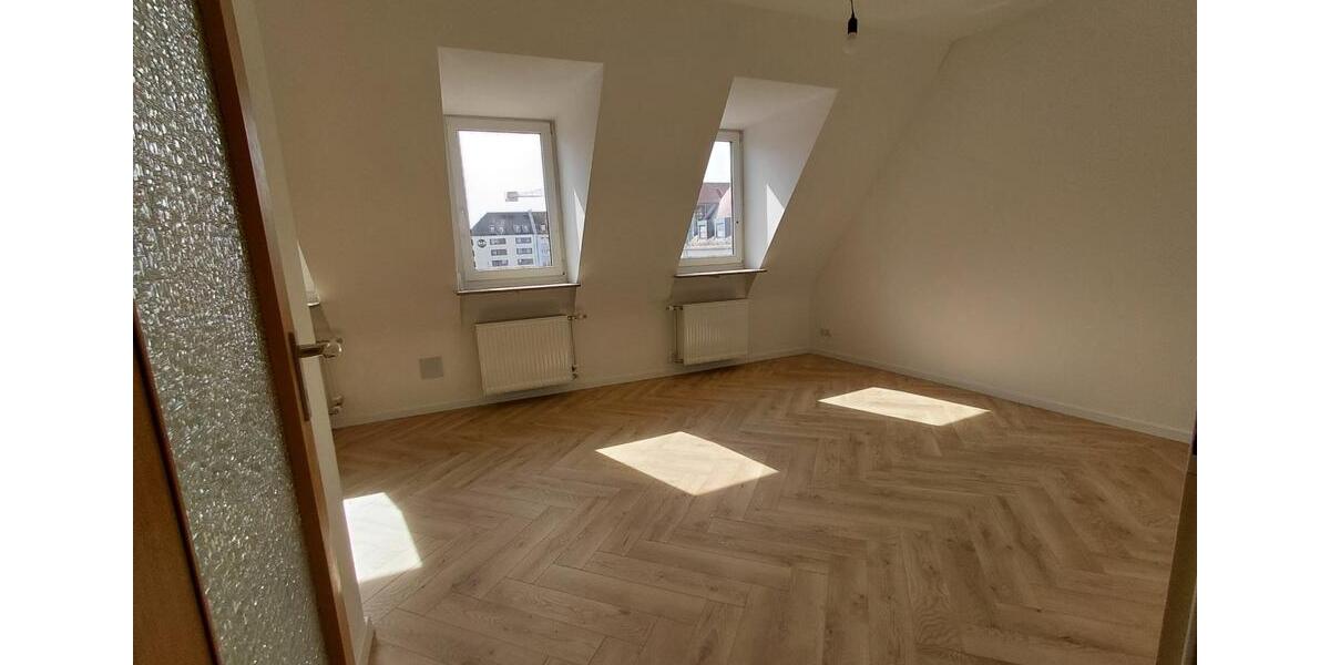 Dachgeschoßwohnung Nürnberg Altstadt, St. Lorenz - 1 Zimmer, 39 m&sup2;, 490&euro; | Angebot:25975834