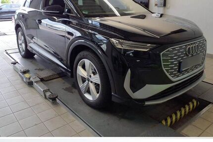 Audi Q4 e-tron 57.517 km 34.980 &euro; Fürth 90763