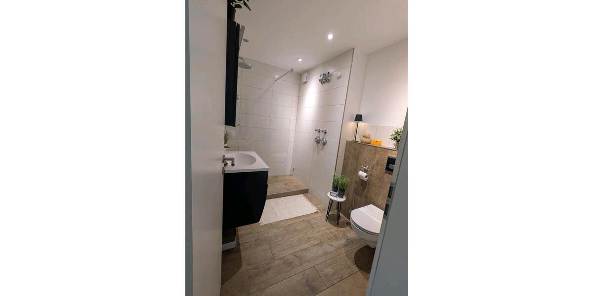 Dachgeschoßwohnung Fürth Atzenhof - 2 Zimmer, 64 m&sup2;, 249.000&euro; | Angebot:25379488