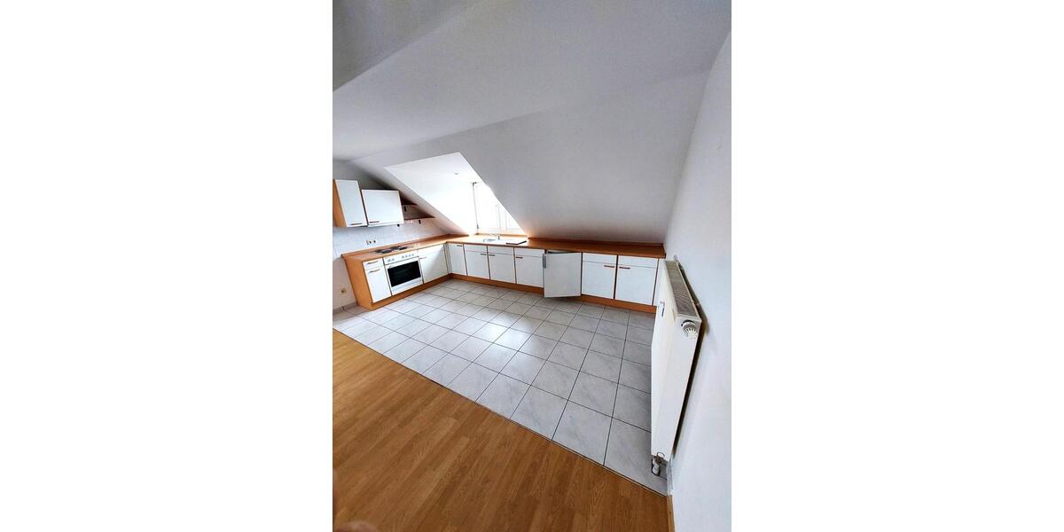 Dachgeschoßwohnung Nürnberg Gibitzenhof - 2 Zimmer, 62 m&sup2;, 219.000&euro; | Angebot:26480625
