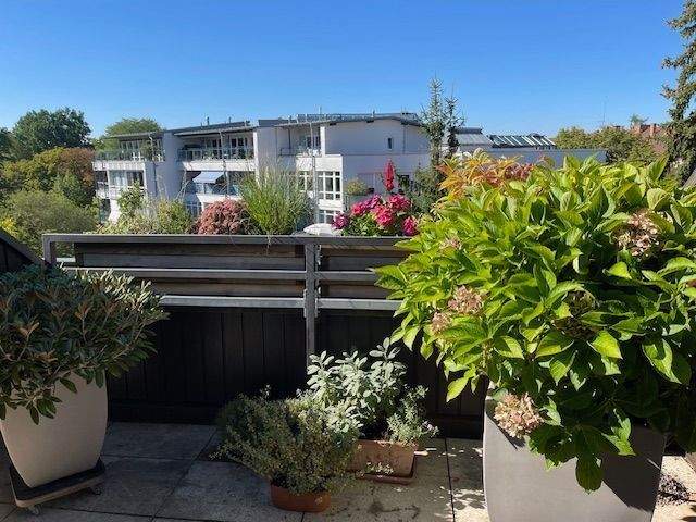 Etagenwohnung Nürnberg Maxfeld - 4 Zimmer, 174 m&sup2;, 2.575&euro; | Angebot:26017782