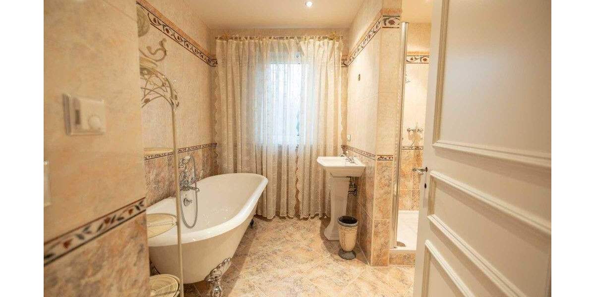 Mehrfamilienhaus, Wohnhaus Kalchreuth - 7 Zimmer, 169 m&sup2;, 649.000&euro; | Angebot:25704357