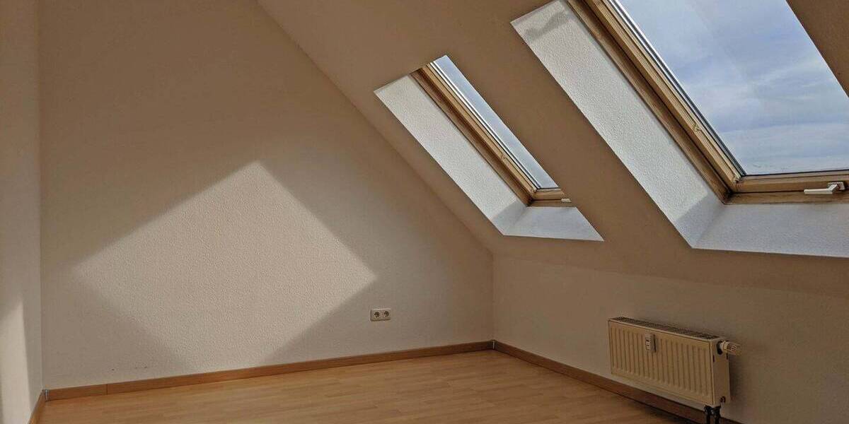 Etagenwohnung Erlangen Tennenlohe - 4 Zimmer, 107 m&sup2;, 1.250&euro; | Angebot:25938363