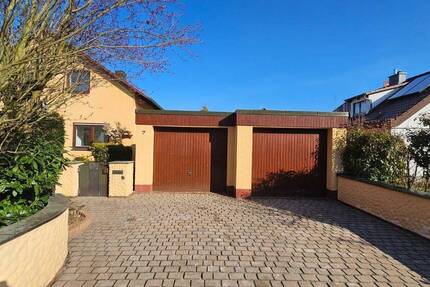 Haus Pyrbaum - 6 Zimmer, 129 m&sup2;, 584.000&euro; | Angebot:26016212