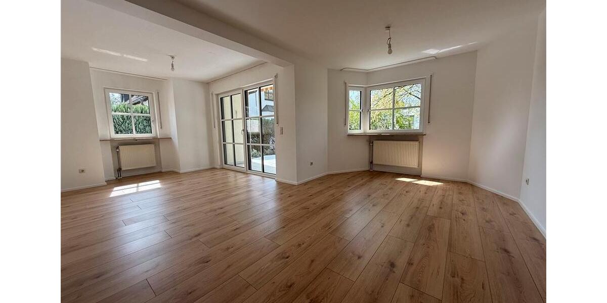 Doppelhaushälfte Burgthann - 5 Zimmer, 118 m&sup2;, 1.540&euro; | Angebot:26440405