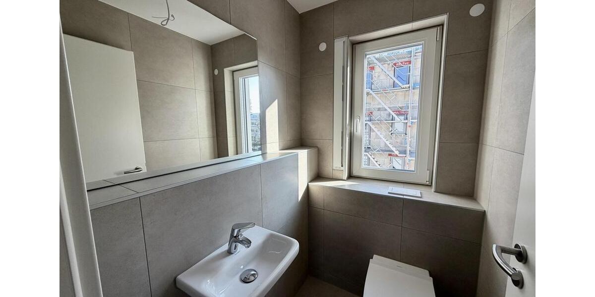 Etagenwohnung Erlangen Am Anger - 3 Zimmer, 91 m&sup2;, 1.670&euro; | Angebot:24981802