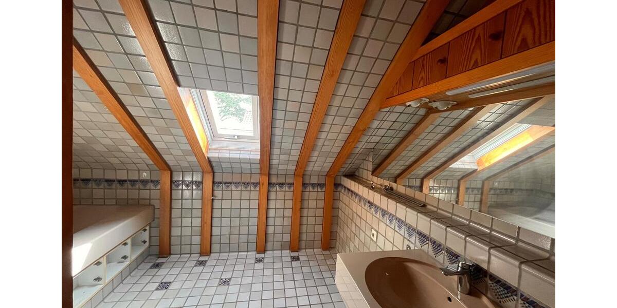 Dachgeschoßwohnung Erlangen Bruck - 2 Zimmer, 59 m&sup2;, 690&euro; | Angebot:26439386