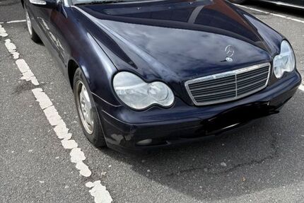 Mercedes-Benz C 180 158.100 km 1.800 &euro; Nürnberg 90491