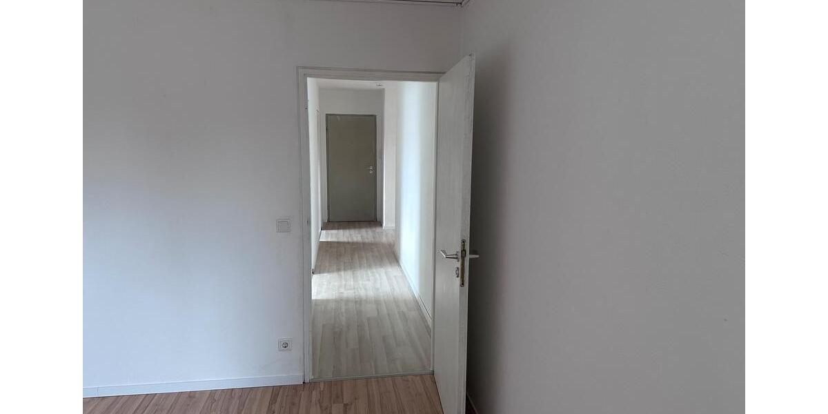 Etagenwohnung Nürnberg Gaismannshof - 3 Zimmer, 72 m&sup2;, 1.050&euro; | Angebot:25351660