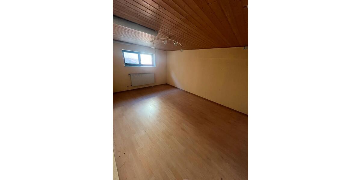 Mehrfamilienhaus, Wohnhaus Gräfenberg - 9 Zimmer, 230 m&sup2;, 669.000&euro; | Angebot:24853313