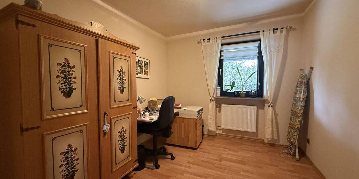 Einfamilienhaus Büchenbach Tennenlohe - 6 Zimmer, 174 m&sup2;, 680.000&euro; | Angebot:25983266