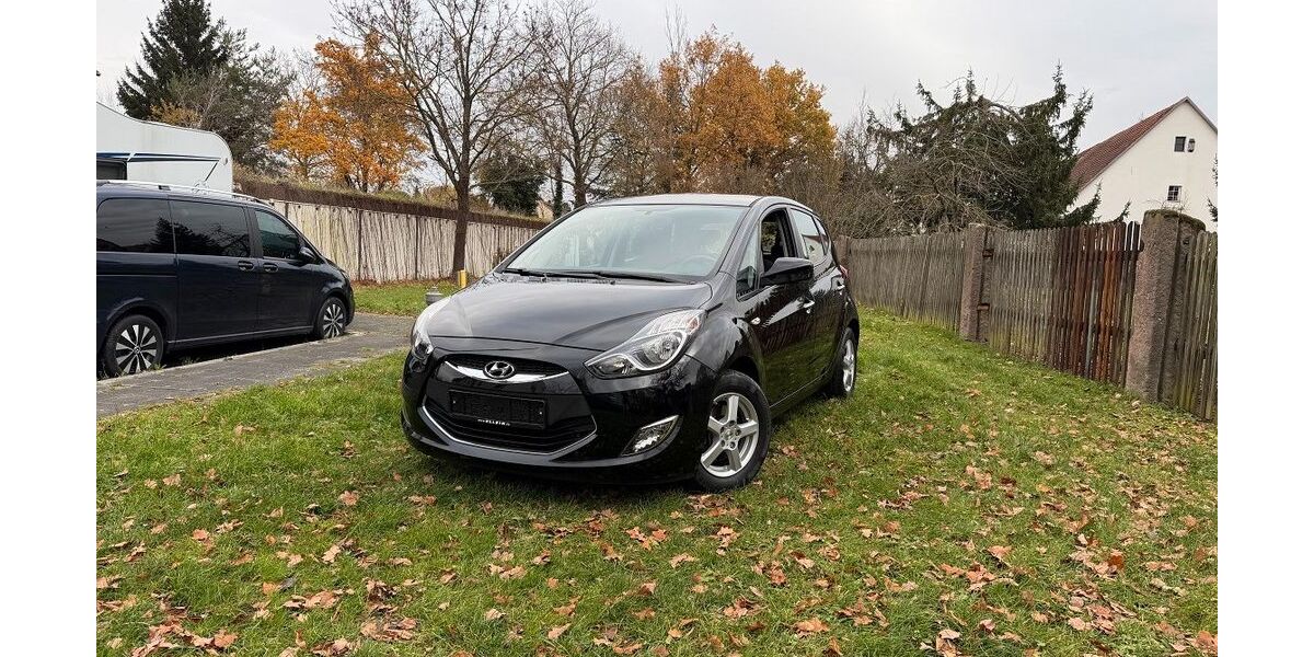 Hyundai ix20 49.000 km 7.989 &euro; nürnberg 90431