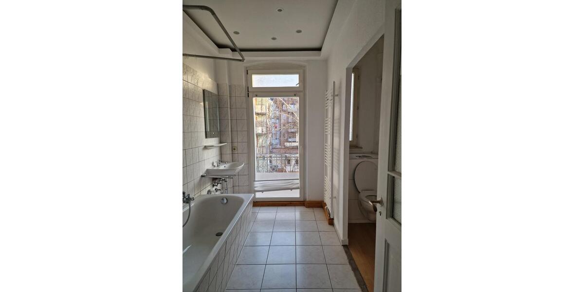 Etagenwohnung Nürnberg Sankt Leonhard - 2 Zimmer, 65 m&sup2;, 908&euro; | Angebot:25390352