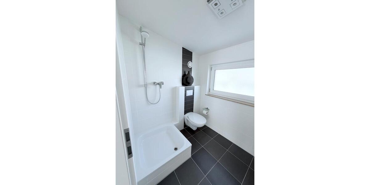 Reihenhaus Adelsdorf - 4 Zimmer, 136 m&sup2;, 549.000&euro; | Angebot:25991623