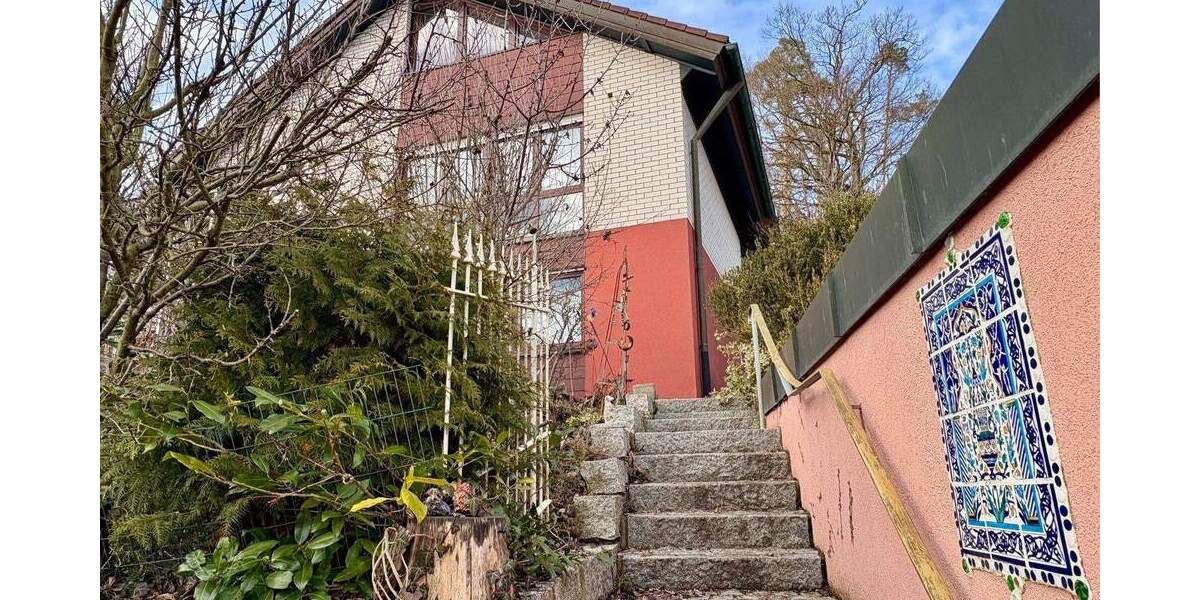 Einfamilienhaus Ammerndorf - 6 Zimmer, 321 m&sup2;, 649.000&euro; | Angebot:25957807