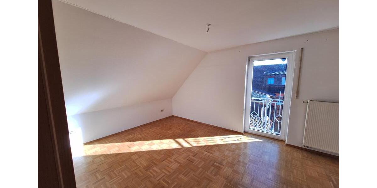 Etagenwohnung Weihenzell - 3 Zimmer, 68 m&sup2;, 520&euro; | Angebot:25805714