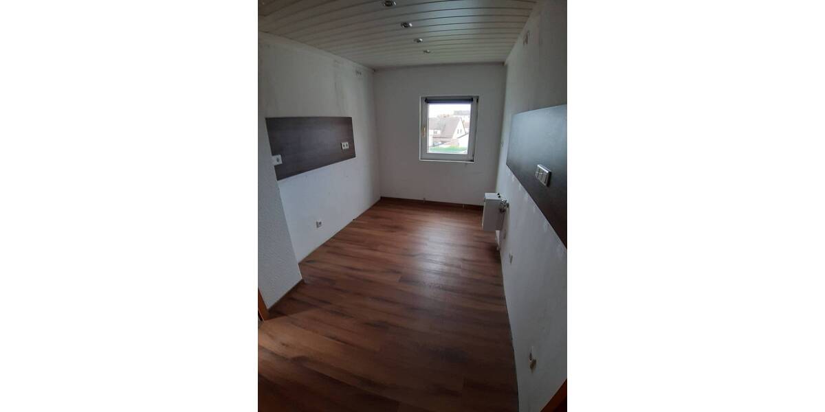 Einfamilienhaus Zirndorf - 6 Zimmer, 130 m&sup2;, 650.000&euro; | Angebot:25662806