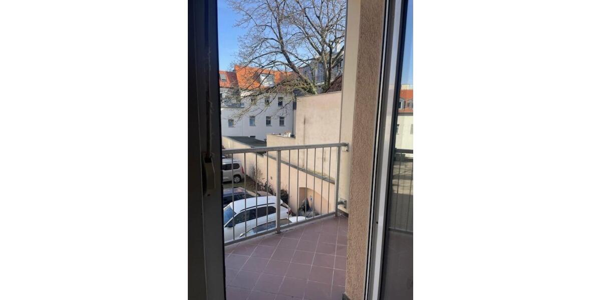 Etagenwohnung Fürth Altstadt - 4 Zimmer, 104 m&sup2;, 1.350&euro; | Angebot:25304942