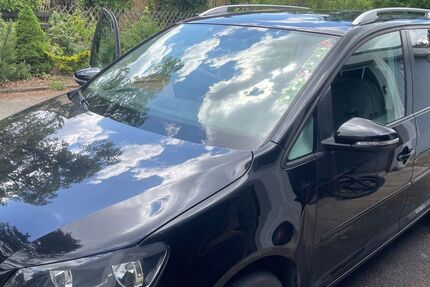 VW Touran 204.000 km 4.300 &euro; Nürnberg 90427