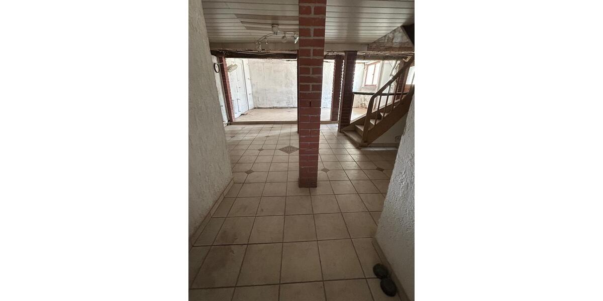 Einfamilienhaus Nürnberg Gibitzenhof - 20 Zimmer, 600 m&sup2;, 249.000&euro; | Angebot:26633387