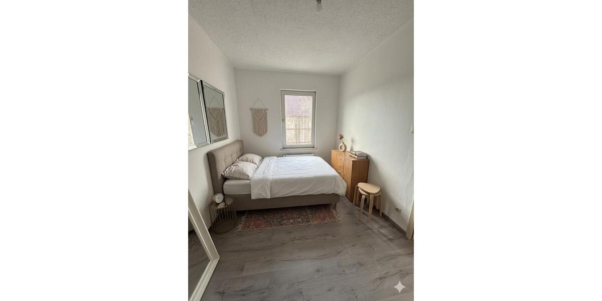 Etagenwohnung Nürnberg Gibitzenhof - 4 Zimmer, 85 m&sup2;, 900&euro; | Angebot:25959996