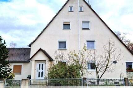 Haus Lauf - 4 Zimmer, 104 m&sup2;, 318.000&euro; | Angebot:25699319